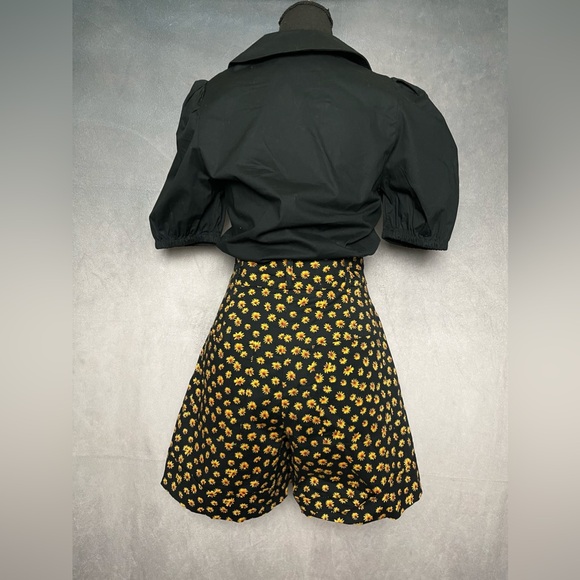 WeWoreWhat black and sunflower print romper size xs - Picture 4 of 6